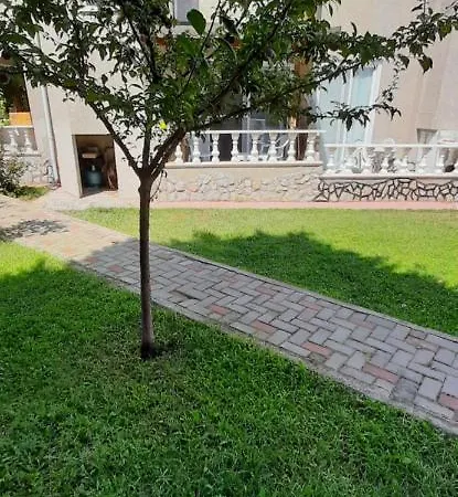 Vila Havuzlu Sitede Bahceli Yazlik Ören